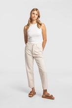 Cargar imagen en el visor de la galería, Pantalones Almenhof Sand