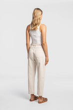 Cargar imagen en el visor de la galería, Pantalones Almenhof Sand