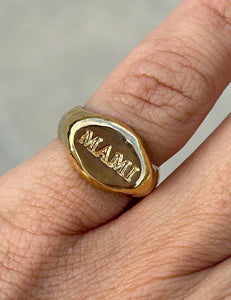 Anillo Sello Mami Oro