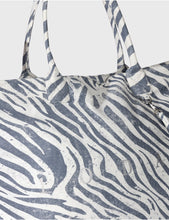 Cargar imagen en el visor de la galería, Beach Shopper Zebra