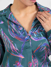 Cargar imagen en el visor de la galería, Camisa Plumeo