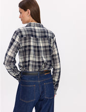 Cargar imagen en el visor de la galería, Blusa Sanja