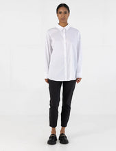 Cargar imagen en el visor de la galería, Camisa Boxy Blanco