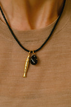 Cargar imagen en el visor de la galería, Collar Eira Cuero
