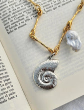 Cargar imagen en el visor de la galería, Cadena Nautilus Oro