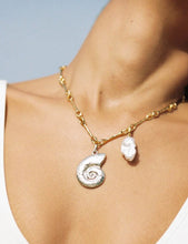 Cargar imagen en el visor de la galería, Cadena Nautilus Oro