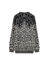 Cargar imagen en el visor de la galería, Cardigan Leopard Grey