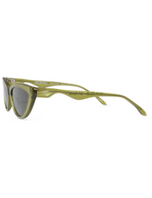 Cargar imagen en el visor de la galería, Gafas Cat Eye Green