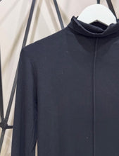 Cargar imagen en el visor de la galería, Camiseta Naked Black