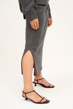 Cargar imagen en el visor de la galería, Falda Milita Gris