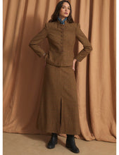 Cargar imagen en el visor de la galería, Falda Sara Harris Camel