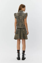 Cargar imagen en el visor de la galería, Chaleco Farah Leopard
