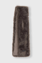 Cargar imagen en el visor de la galería, Bufanda Furry Scarf
