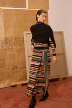 Cargar imagen en el visor de la galería, Falda Multiraya