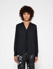 Cargar imagen en el visor de la galería, Blusa Flowy Black