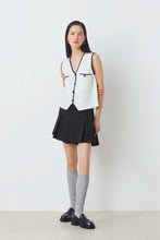 Cargar imagen en el visor de la galería, Chaleco Gino