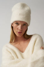 Cargar imagen en el visor de la galería, Gorro Bear Ecru