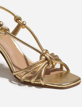 Cargar imagen en el visor de la galería, Sandalias Santa Oro