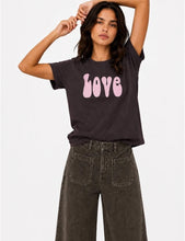 Cargar imagen en el visor de la galería, Camiseta Love Cocoa