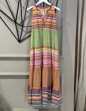 Cargar imagen en el visor de la galería, Vestido Rodas