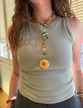 Cargar imagen en el visor de la galería, Collar Girasol