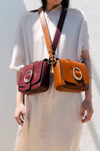 Cargar imagen en el visor de la galería, Bolso Jimena Cognac