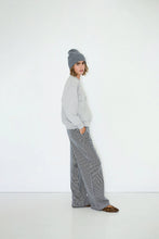 Cargar imagen en el visor de la galería, Sudadera Nails