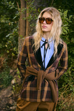 Cargar imagen en el visor de la galería, Blazer Ana Madras Marrón