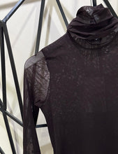 Cargar imagen en el visor de la galería, Top Nadine Cuello Marrón