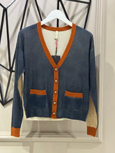Cargar imagen en el visor de la galería, Cardigan Celeste