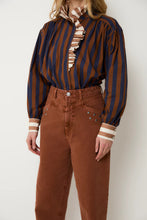 Cargar imagen en el visor de la galería, Vaqueros Corsé Tachas Camel