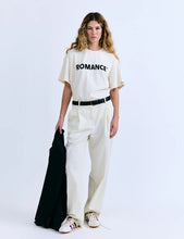 Cargar imagen en el visor de la galería, Camiseta Romance