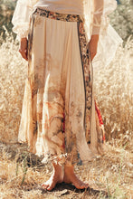 Cargar imagen en el visor de la galería, Falda Averly