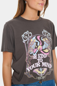 Camiseta Be Kind Your Mind