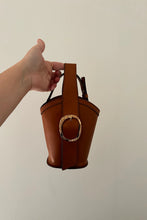 Cargar imagen en el visor de la galería, Bolso Le Cubito Cognac