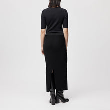 Cargar imagen en el visor de la galería, Falda Ludami Black