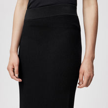 Cargar imagen en el visor de la galería, Falda Ludami Black