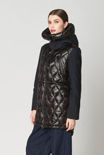 Cargar imagen en el visor de la galería, Plumífero La Corey Black