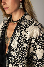 Cargar imagen en el visor de la galería, Chaqueta Lola Flores