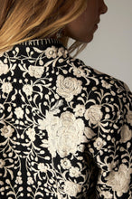 Cargar imagen en el visor de la galería, Chaqueta Lola Flores