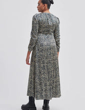 Cargar imagen en el visor de la galería, Vestido Woodland