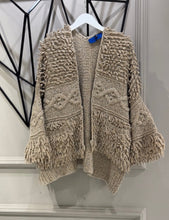 Cargar imagen en el visor de la galería, Chaqueta Loki Beige