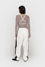 Cargar imagen en el visor de la galería, Camiseta Mesh Stripes Wine