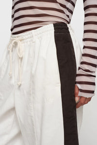 Camiseta Mesh Stripes Wine