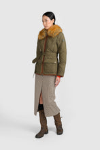 Cargar imagen en el visor de la galería, Chaqueta Mildred Olive Night Mix