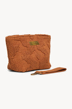 Cargar imagen en el visor de la galería, Mini Clutch Marsala