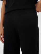 Cargar imagen en el visor de la galería, Pantalones Mila Black