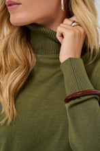 Cargar imagen en el visor de la galería, Jersey Mila Roll Green