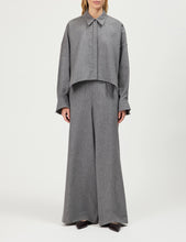Cargar imagen en el visor de la galería, Camisa Oshia Grey