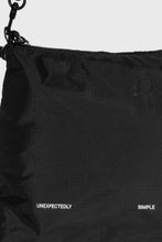 Cargar imagen en el visor de la galería, Bolso Pouch Dayan